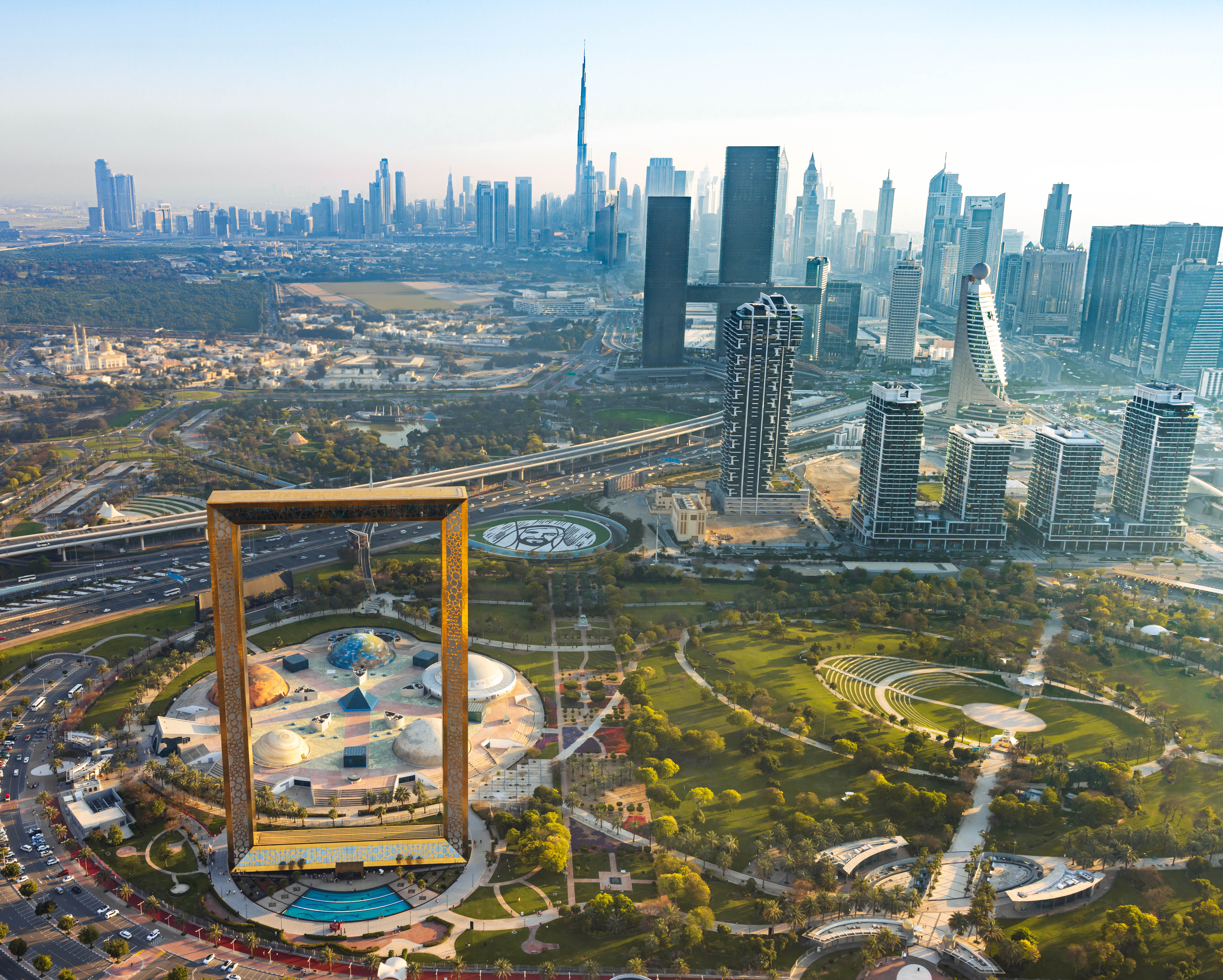 DET_Dubai Frame_4